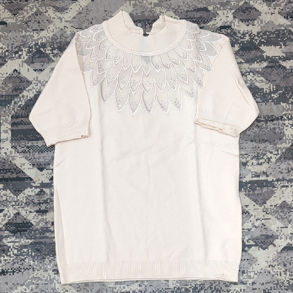 Pink Short Sleeve Sweater with Embellished Collar XS